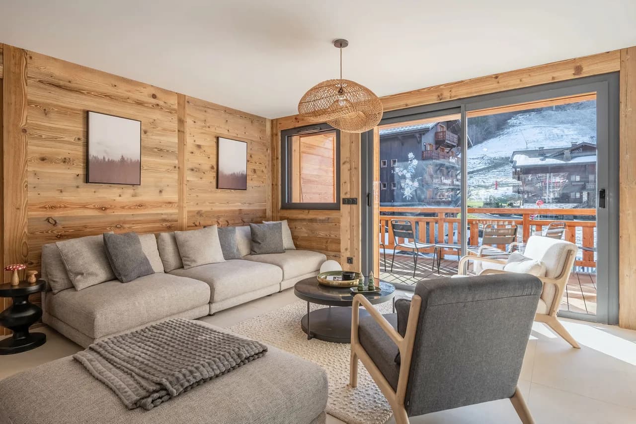 Modern Cozy Apartment With Mountain Views photo 2