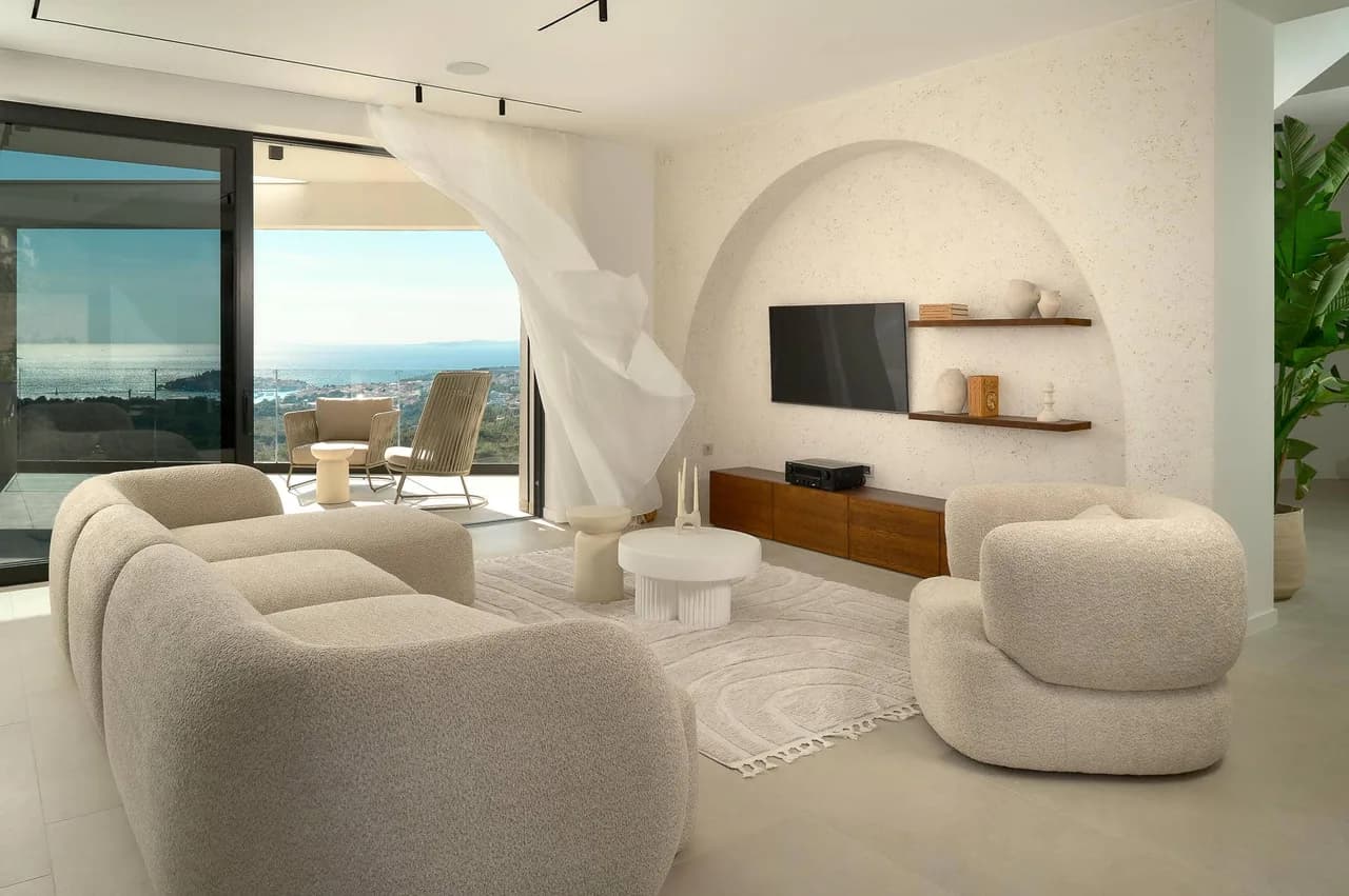 Contemporary Sea View Villa With Pool photo 2