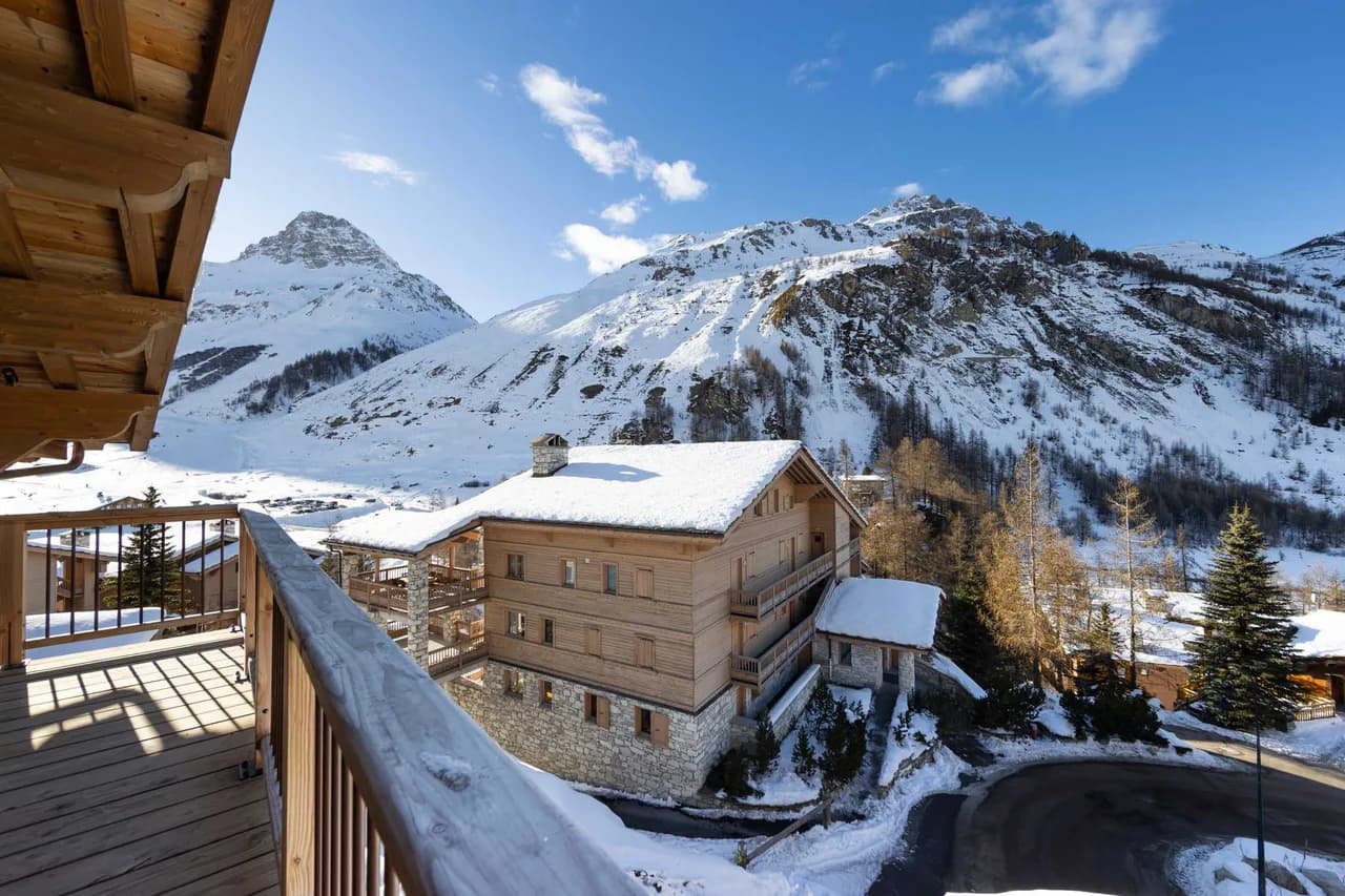 Elegant Alpine Apartment Near Ski Slopes photo 3
