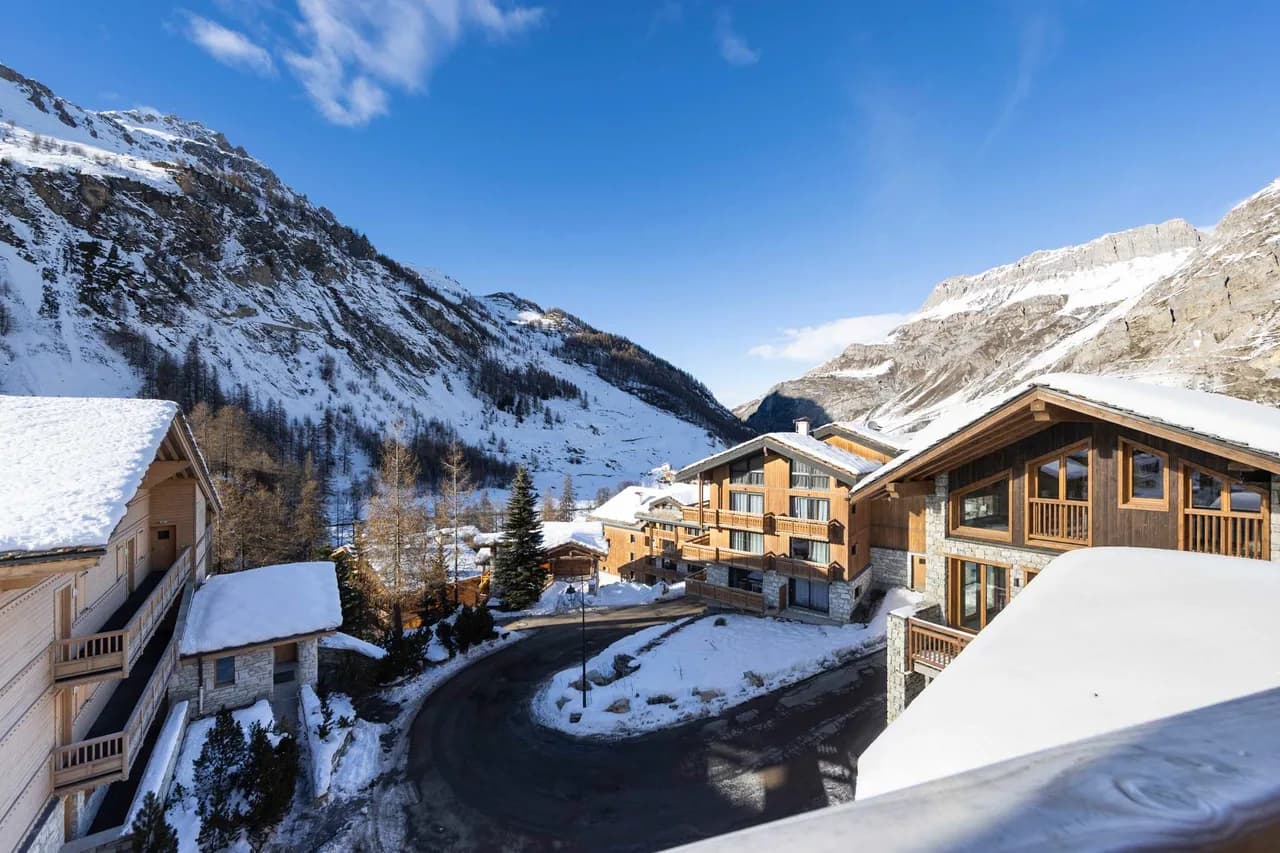 Elegant Alpine Apartment Near Ski Slopes photo 4