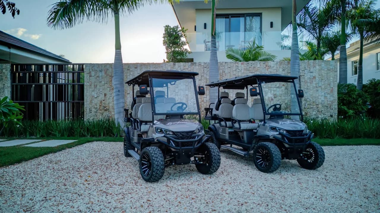 Beachfront Six-Bedroom Estate in Punta Cana photo 5