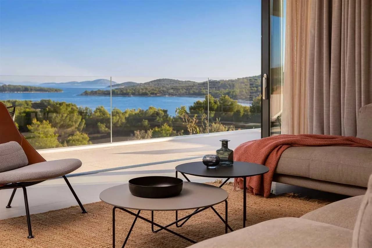 Seaview Luxury Villa with Private Pool photo 3