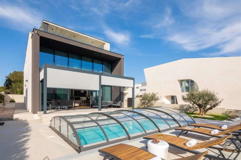 Contemporary Villa Near Zadar Riviera