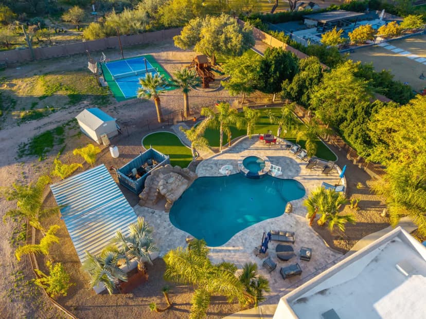 Pickleball | Pool | Spa | Playground |Lux Retreat