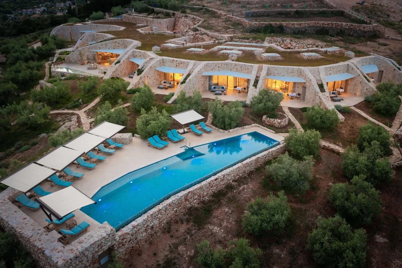 Luxury Island Stay Surrounded By Nature