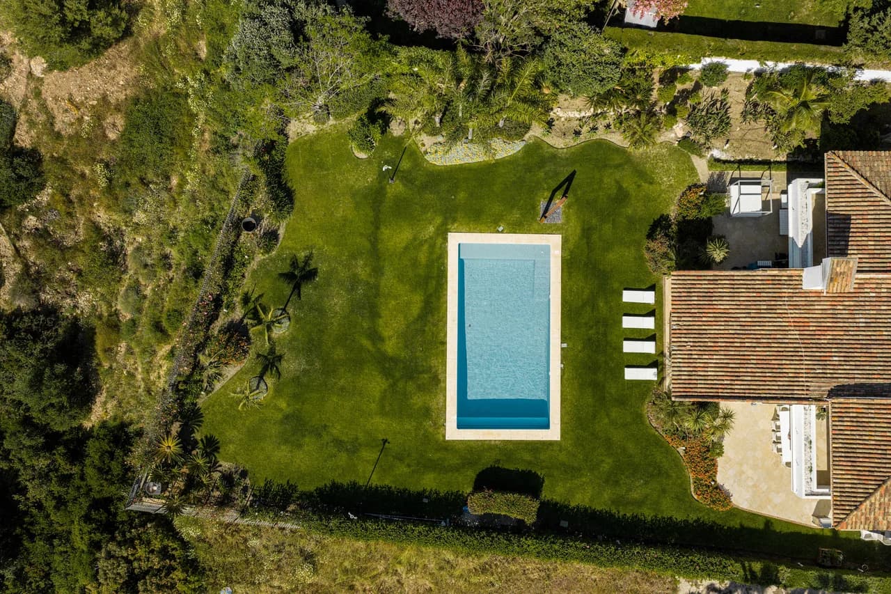 Accessible Six Bedroom Villa in Marbella photo 5