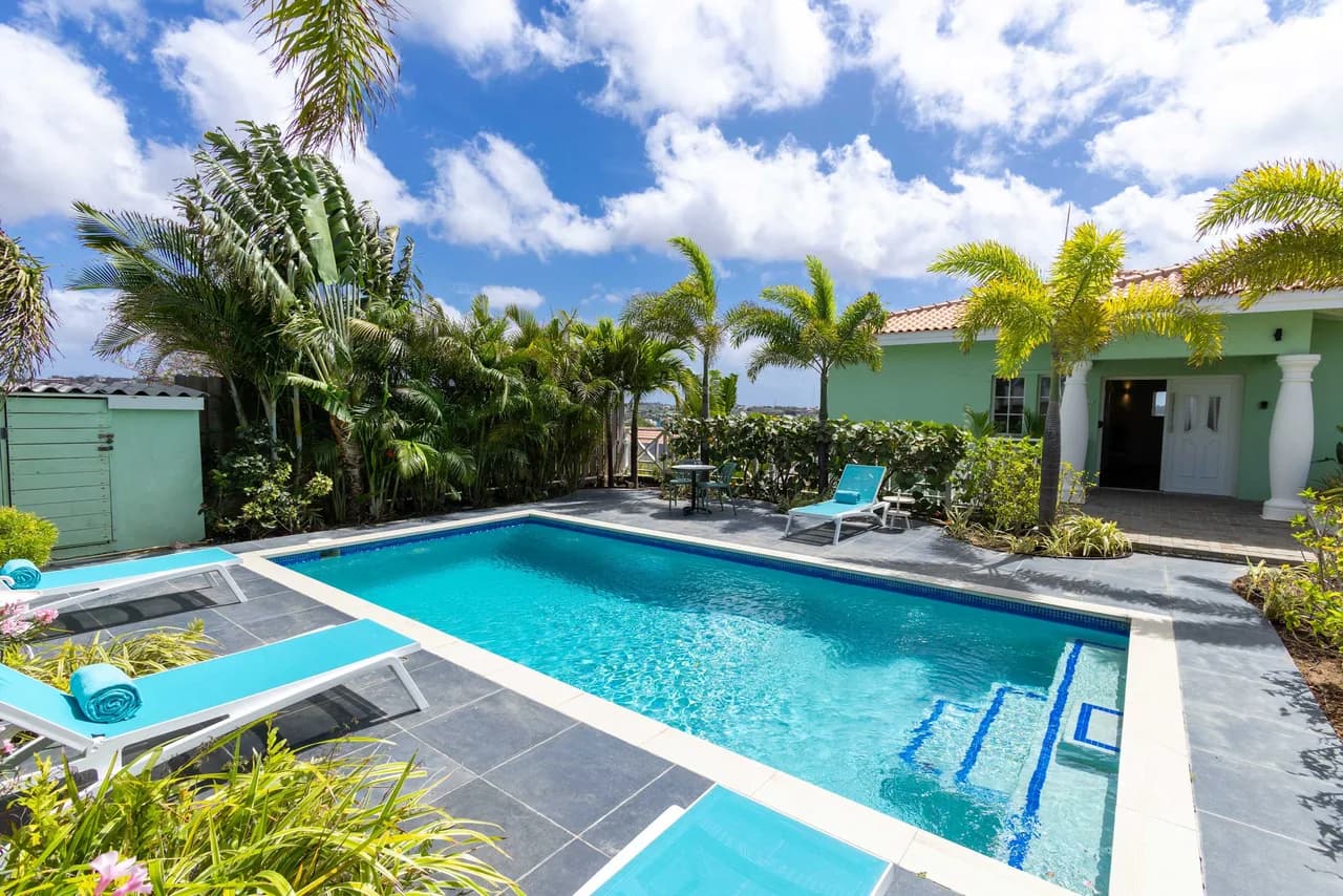 Modern Nine Bedroom Villa with Sea View in Willemstad
