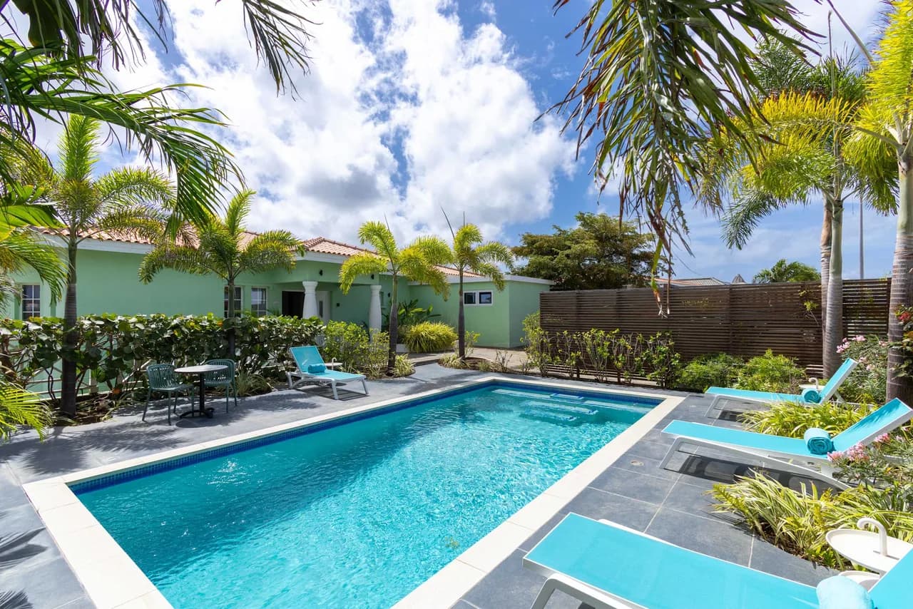 Modern Nine Bedroom Villa with Sea View in Willemstad photo 4