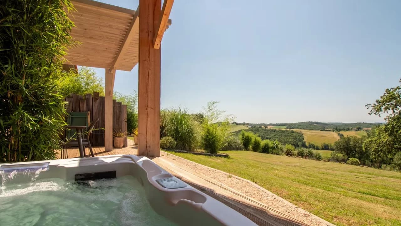 Spacious Luxury Stay in Gers