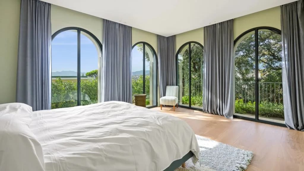 Azure Horizon Private Estate photo 3