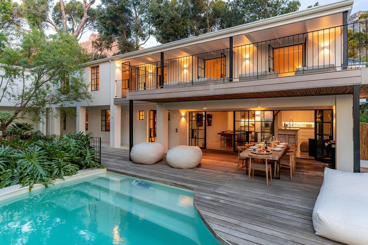 Camps Bay Retreat with Pool in Cape Town photo 3