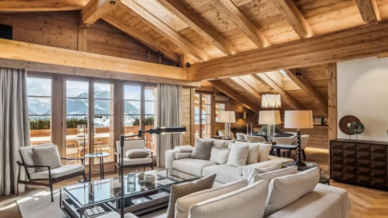 Brand New Alpine Penthouse Panoramic Views photo 2