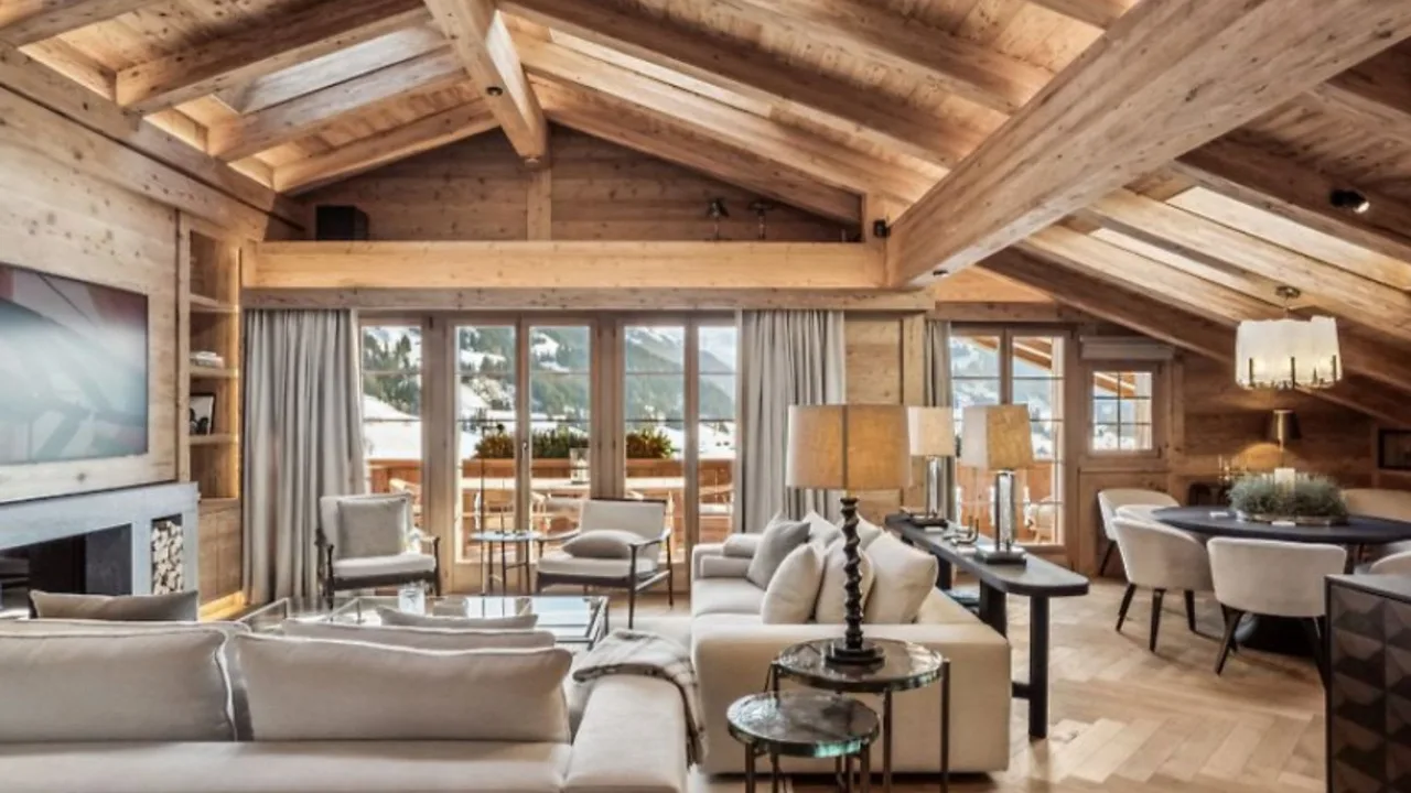Brand New Alpine Penthouse Panoramic Views photo 5