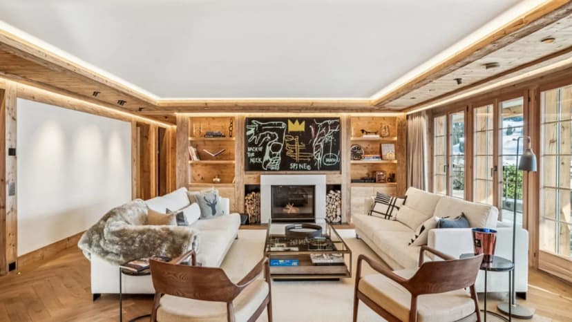 Exclusive Alpine Apartment With Outdoor Space