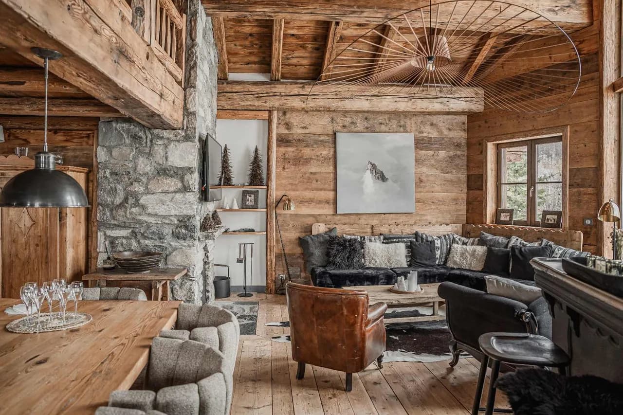 Luxury Wood Chalet With Mountain Views photo 2