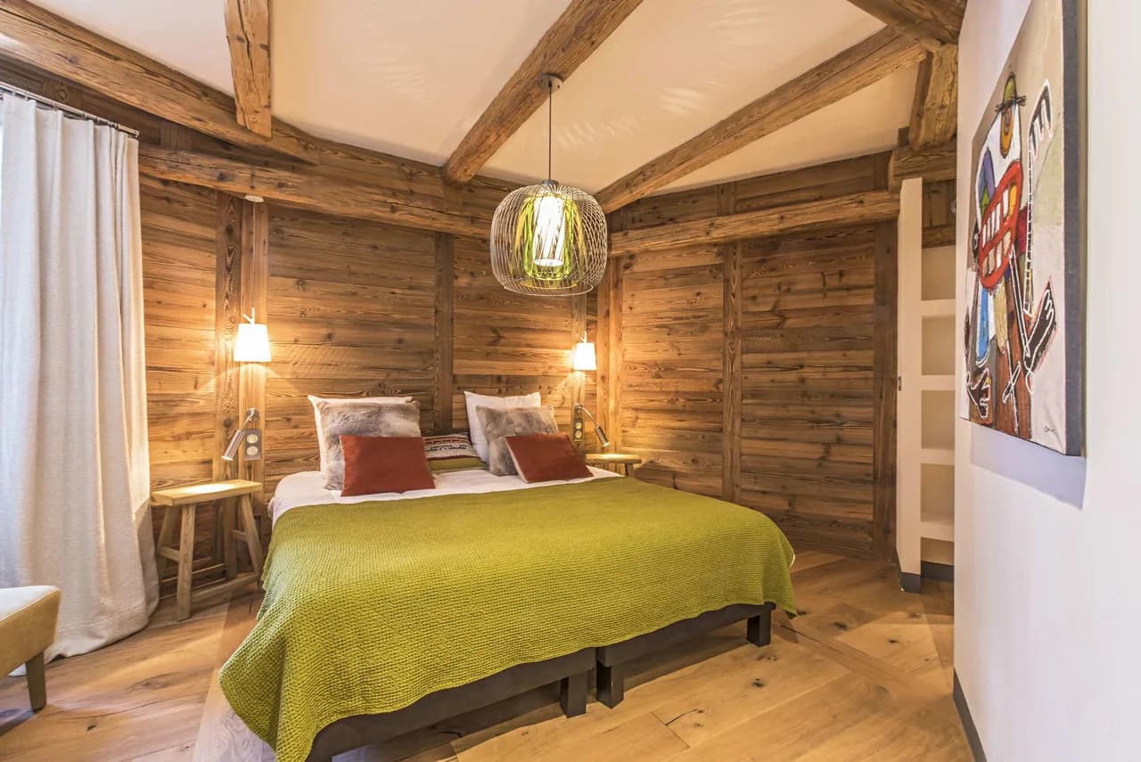 Authentic Alpine Penthouse With Elegant Interiors photo 3