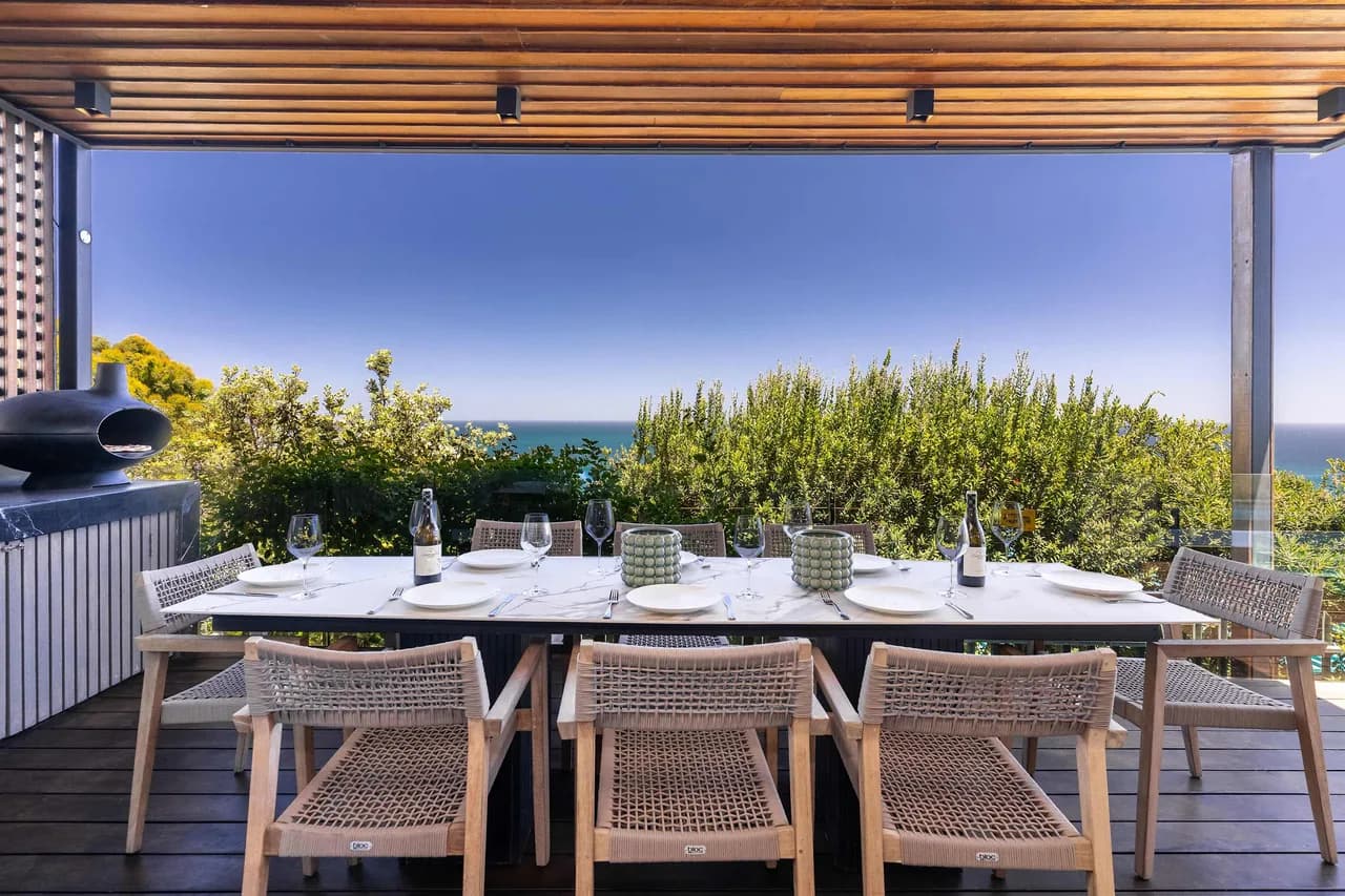 Two-Pool Villa with Ocean Views in Bantry Bay, Cape Town photo 4