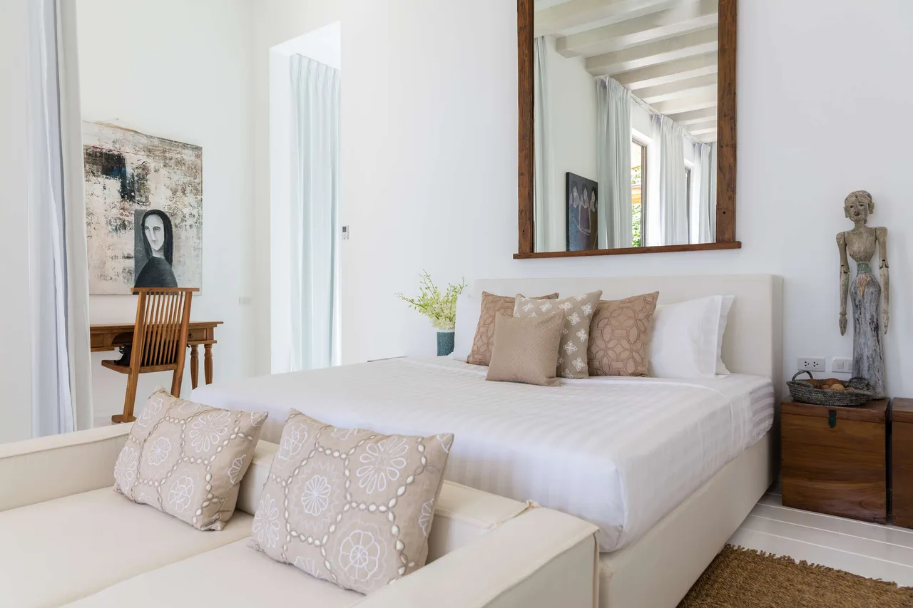 Relaxed Beachfront Villa With Ocean Views photo 3