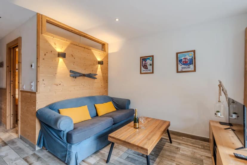 Compact Modern Apartment Near Morzine Slopes