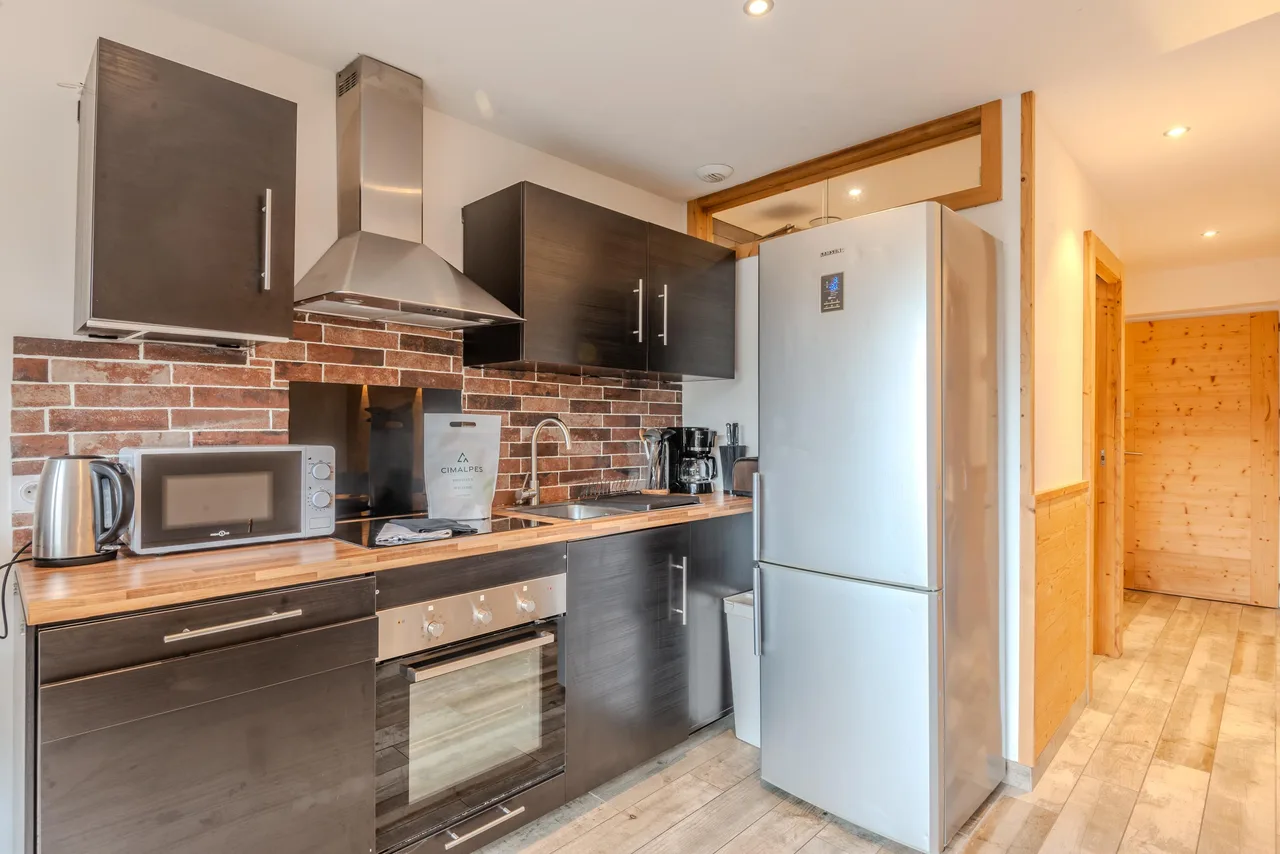 Compact Modern Apartment Near Morzine Slopes photo 5