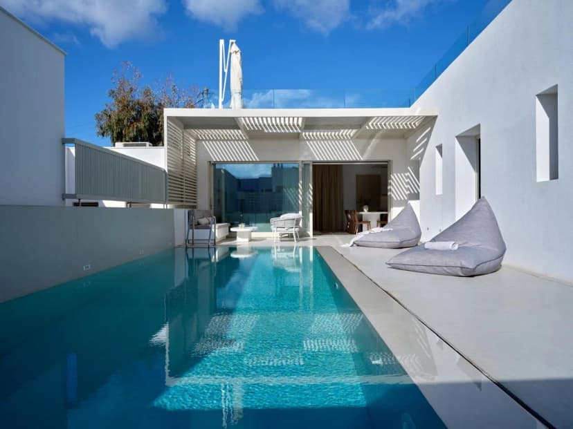 Stylish Coastal Retreat With Pool