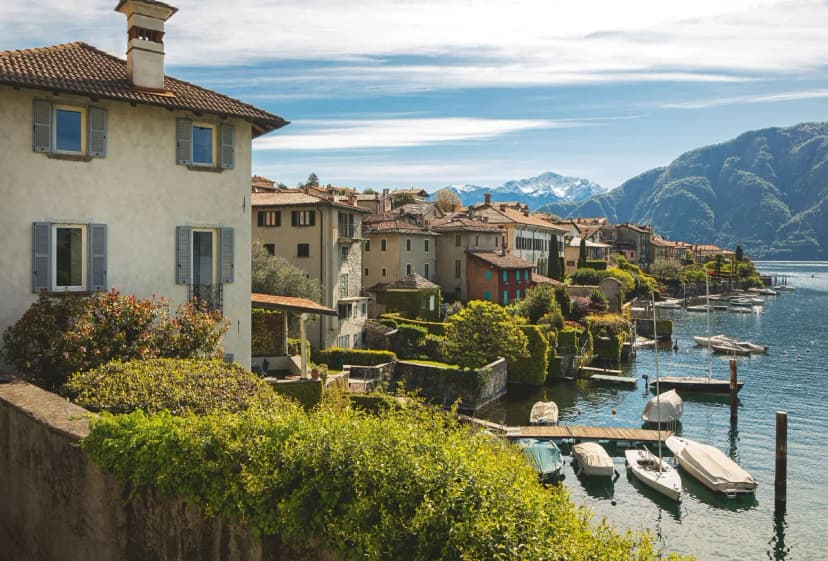 Authentic Italian Villa Directly On Lake