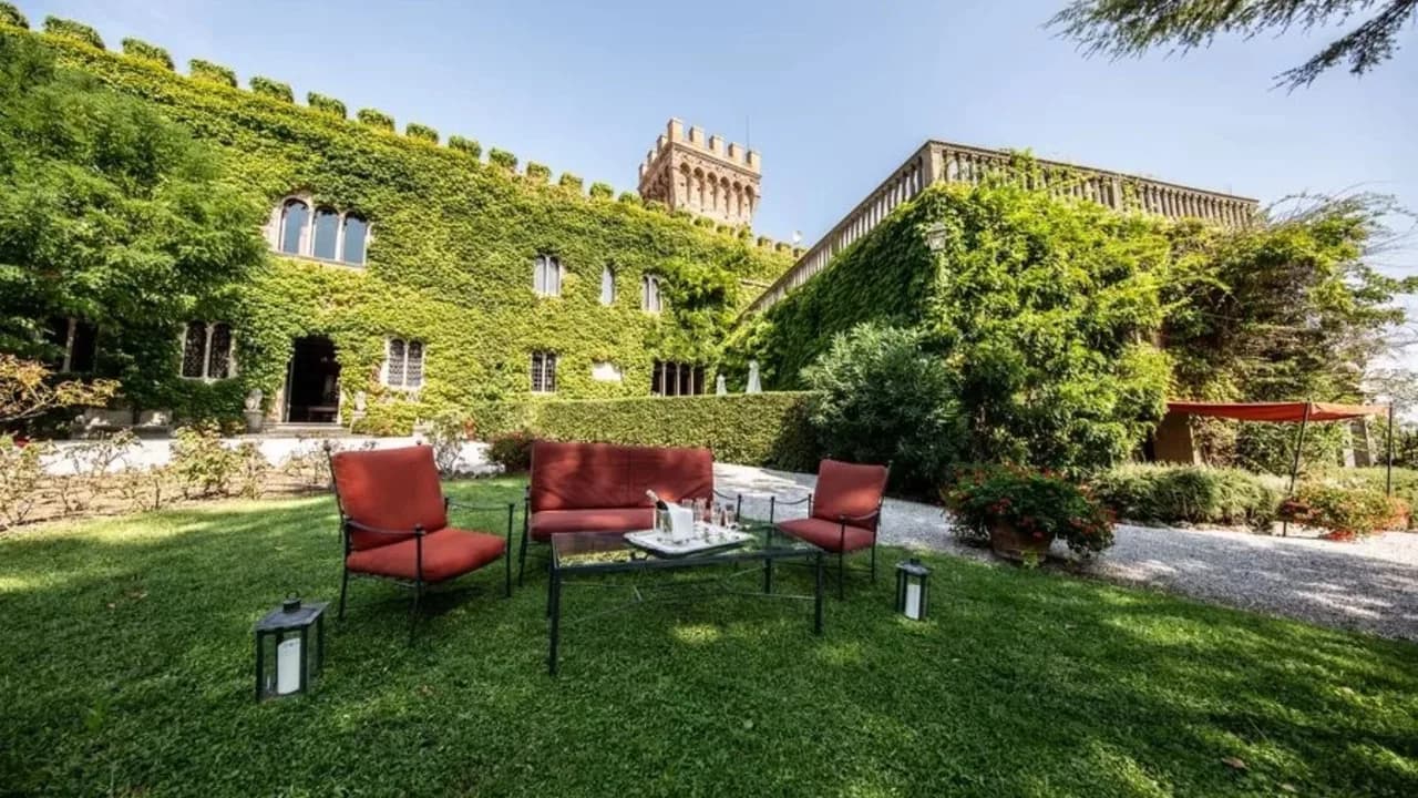 Grand Historic Castle With Private Gardens