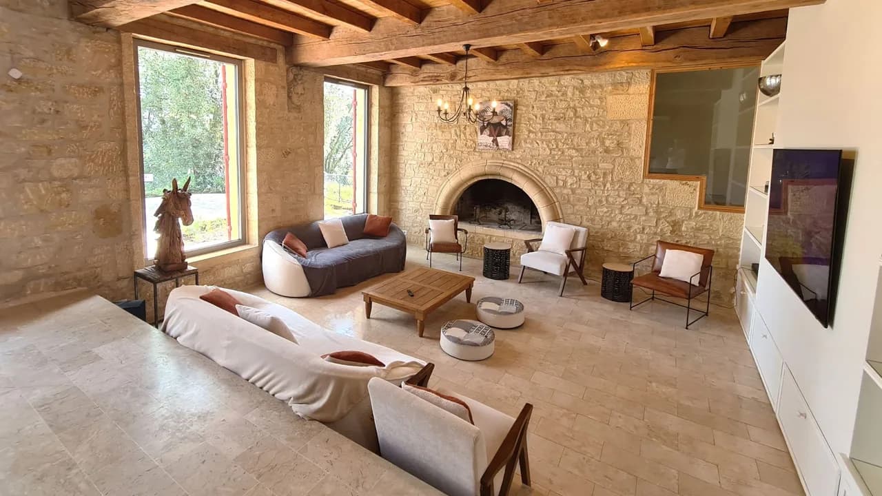 Panoramic Dordogne River Manor Retreat photo 5