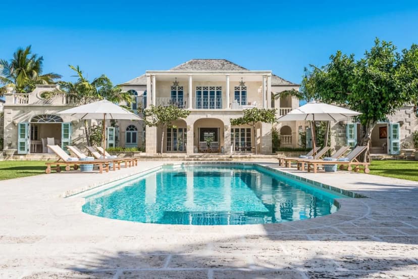 Beachfront Luxury Estate on Grace Bay