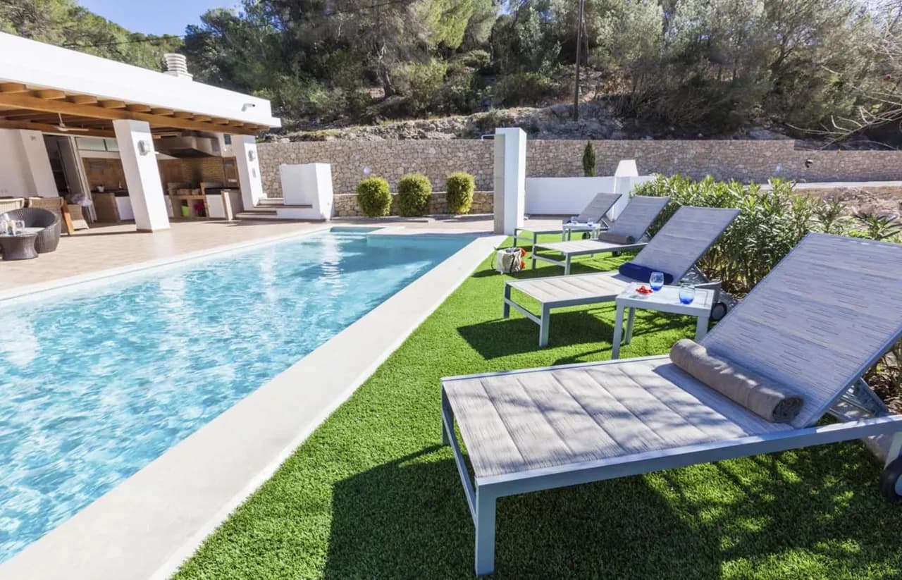 Charming Home Near Cala Vadella Waters photo 4