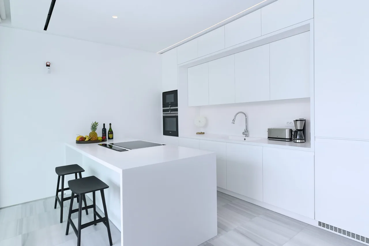 Contemporary Oceanfront Villa Stay photo 4