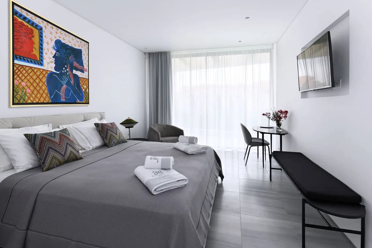 Contemporary Oceanfront Villa Stay photo 5