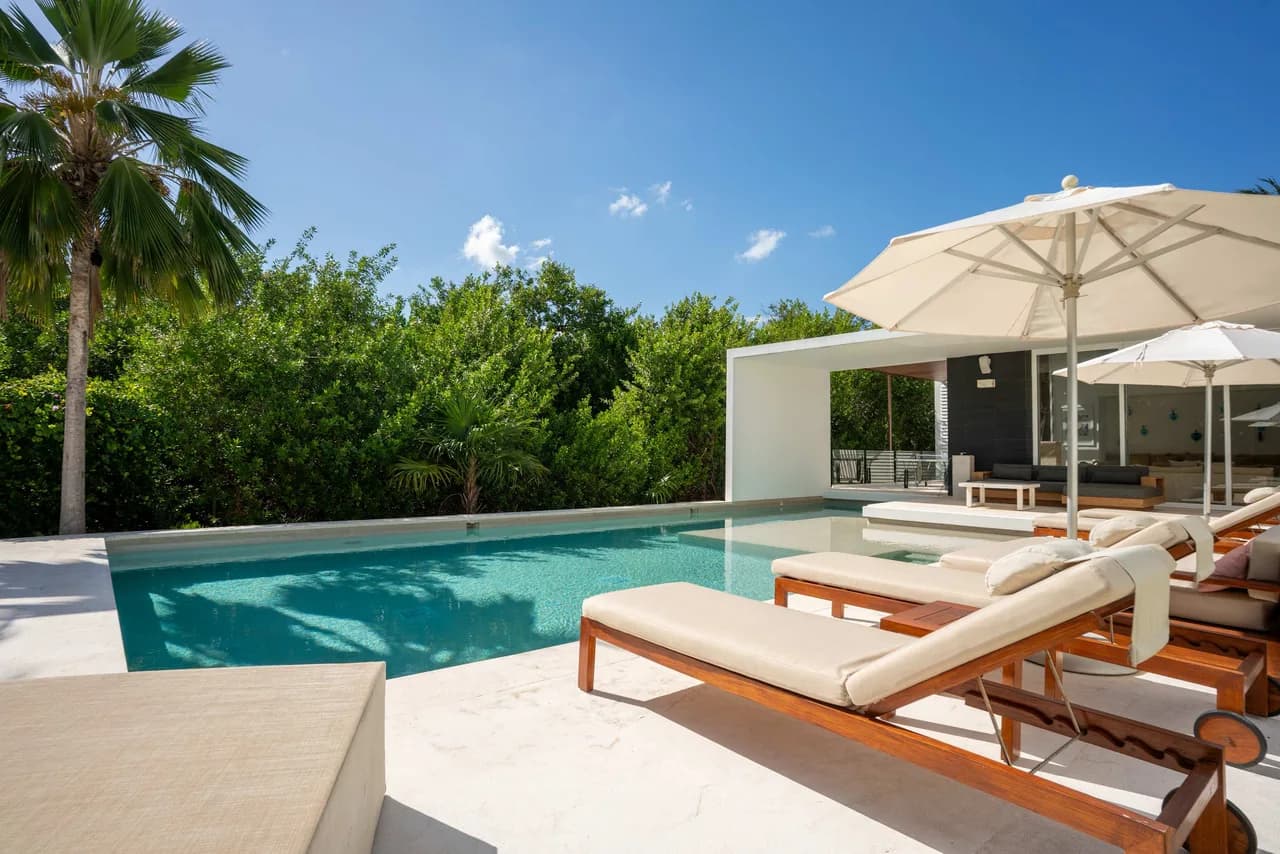 Villa Marazul | 5BR | Beach & Golf Access