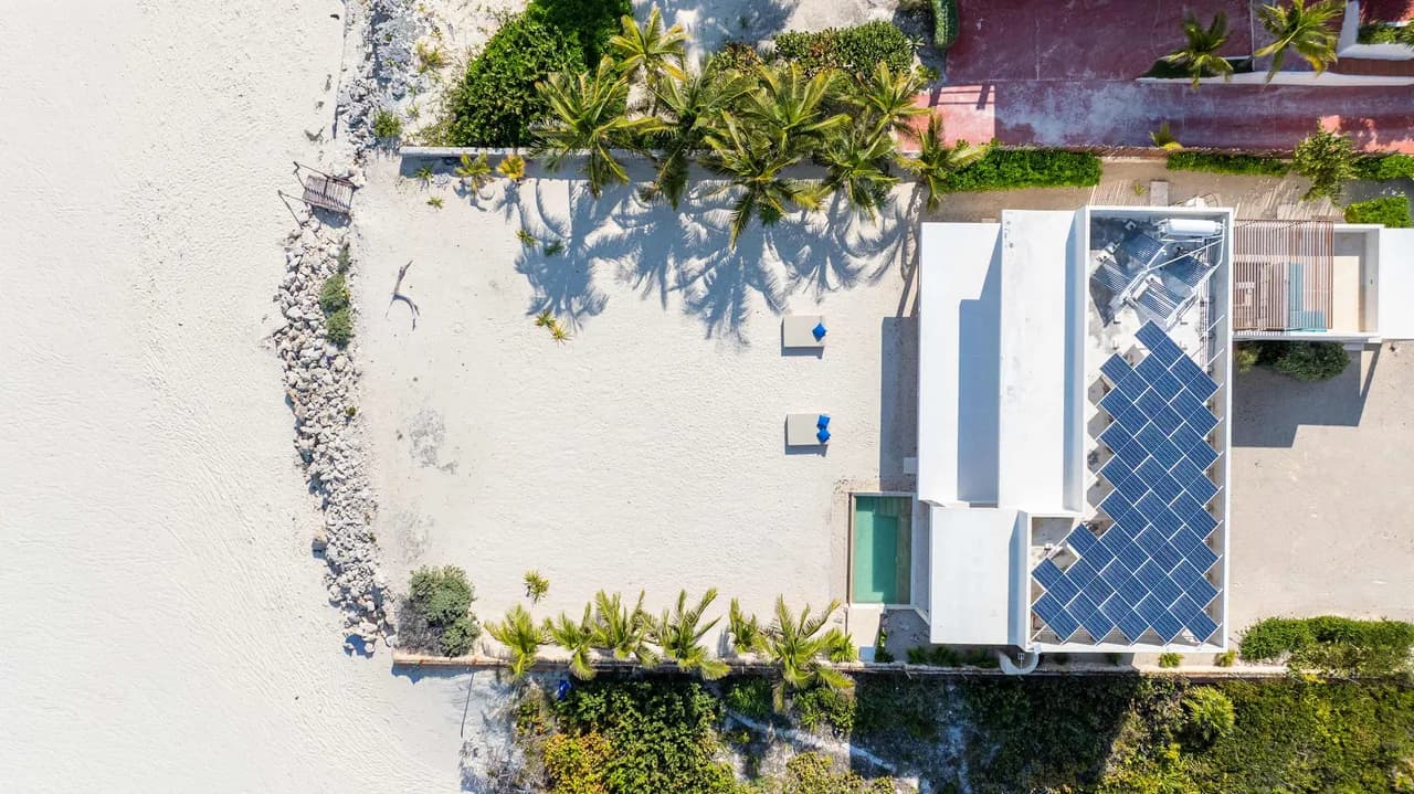 Isla Blanca Beach House |3BR |Eco-friendly Retreat photo 5
