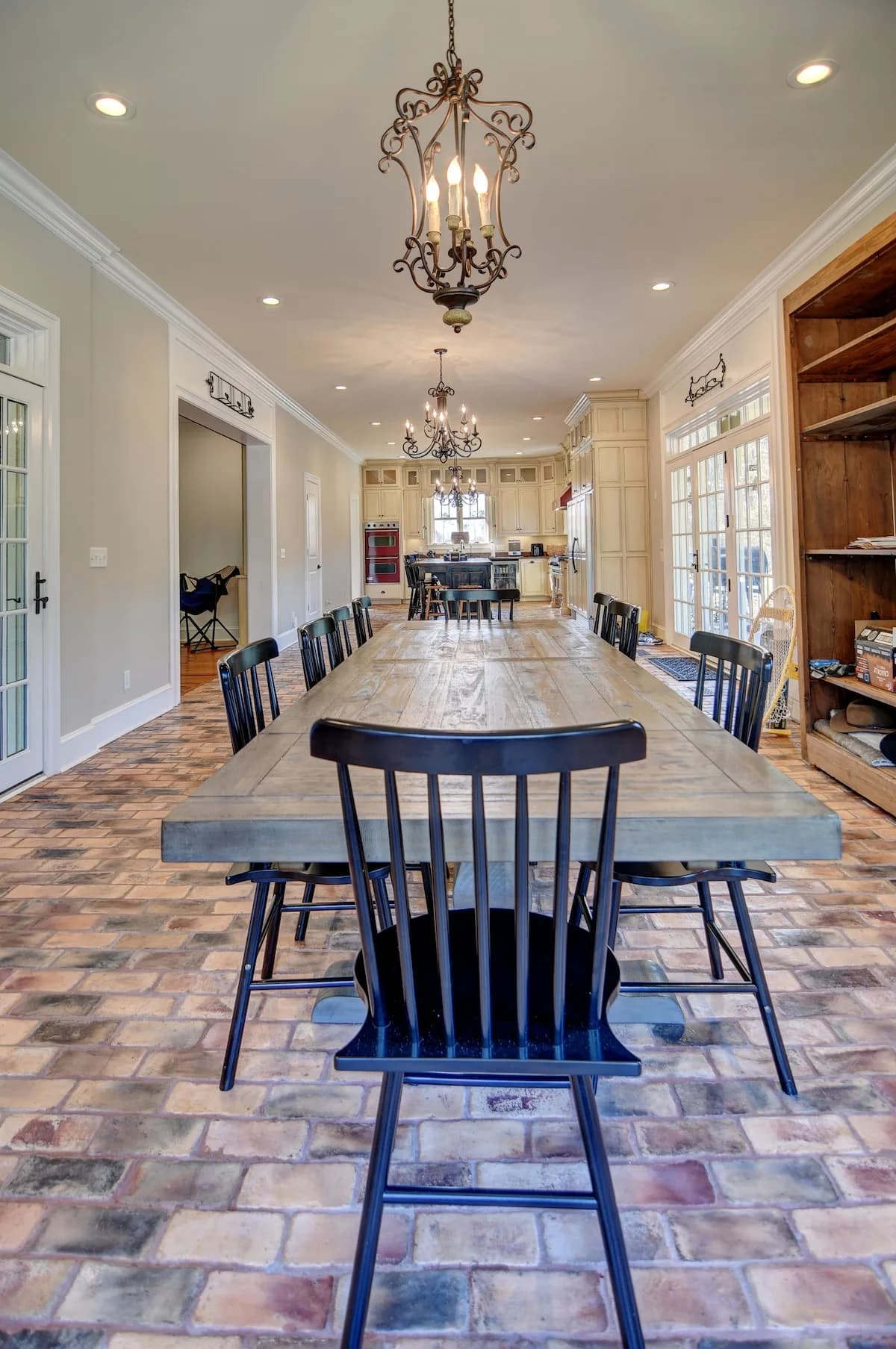 Modern Four Bedroom Retreat in Berrien County photo 2
