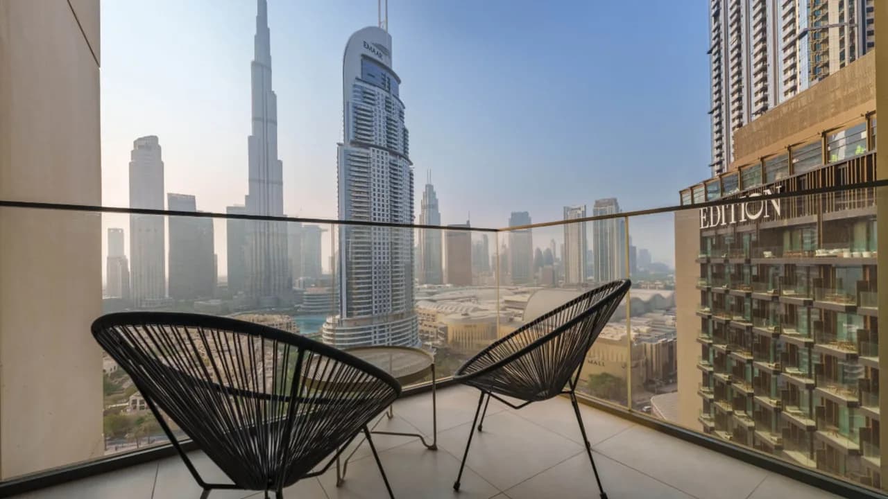 Stylish City Apartment With Iconic Outlook photo 3