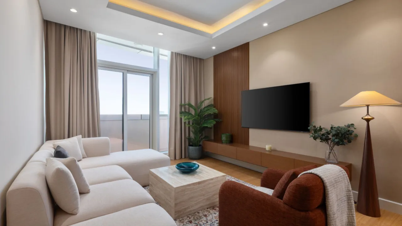 Upscale Downtown Apartment With Cityscape Views photo 3