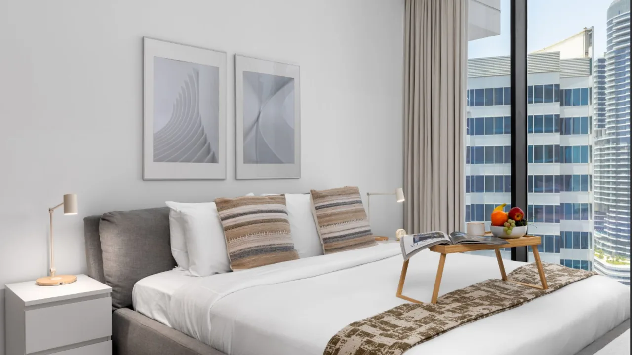 Bright Apartment With Iconic Views photo 2