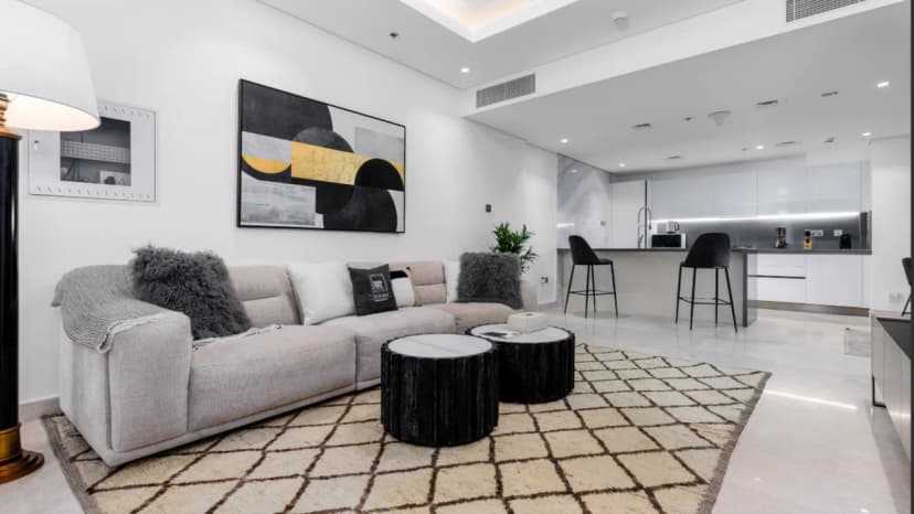 Contemporary Two-Level Urban Retreat