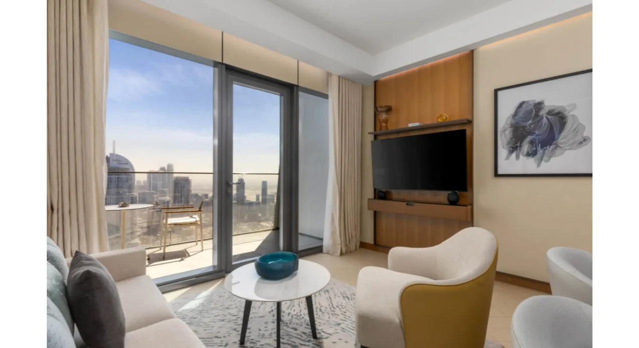Luxury Palm Apartment Marina Views photo 3