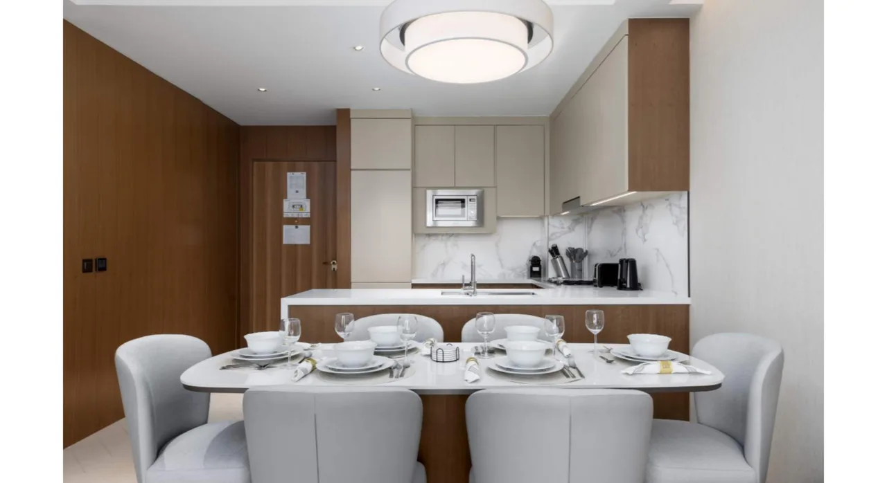 Luxury Palm Apartment Marina Views photo 4