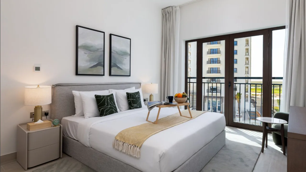 Bright Yas Island Canal View Apartment photo 2