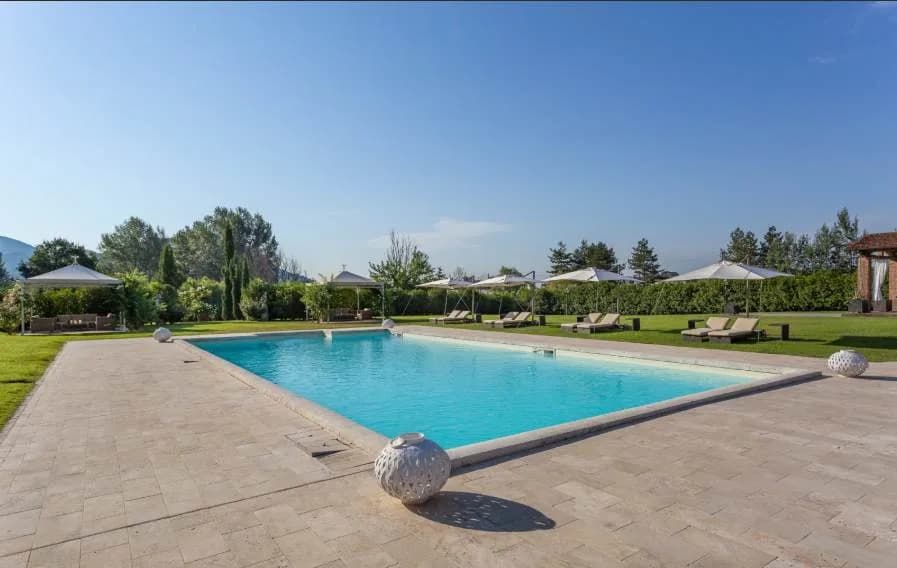 Medici Hills Grand Tuscan Estate photo 2