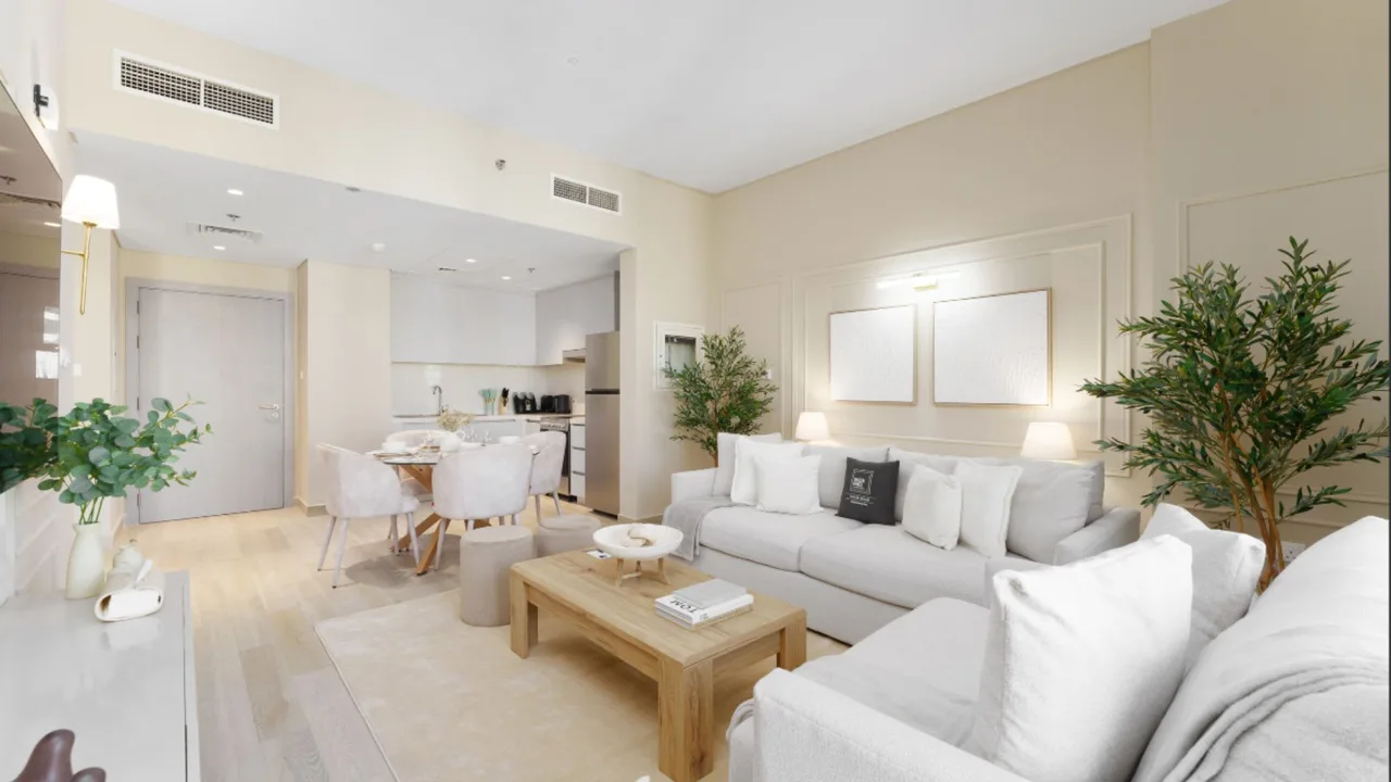 Canal-View Apartment in Abu Dhabi photo 5