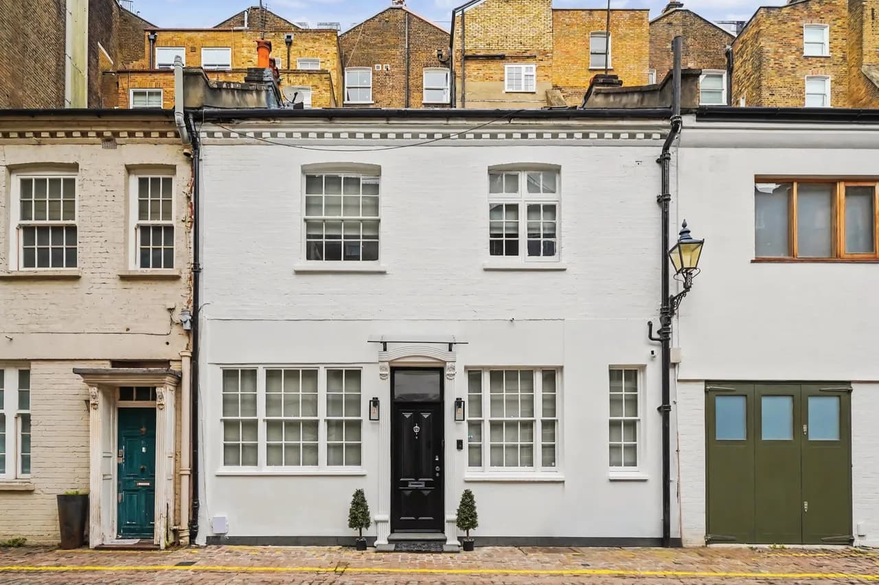 Accessible Three Bedroom House in London photo 2