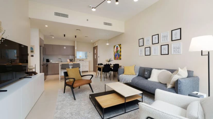 Elegant Apartment Overlooking Burj Khalifa