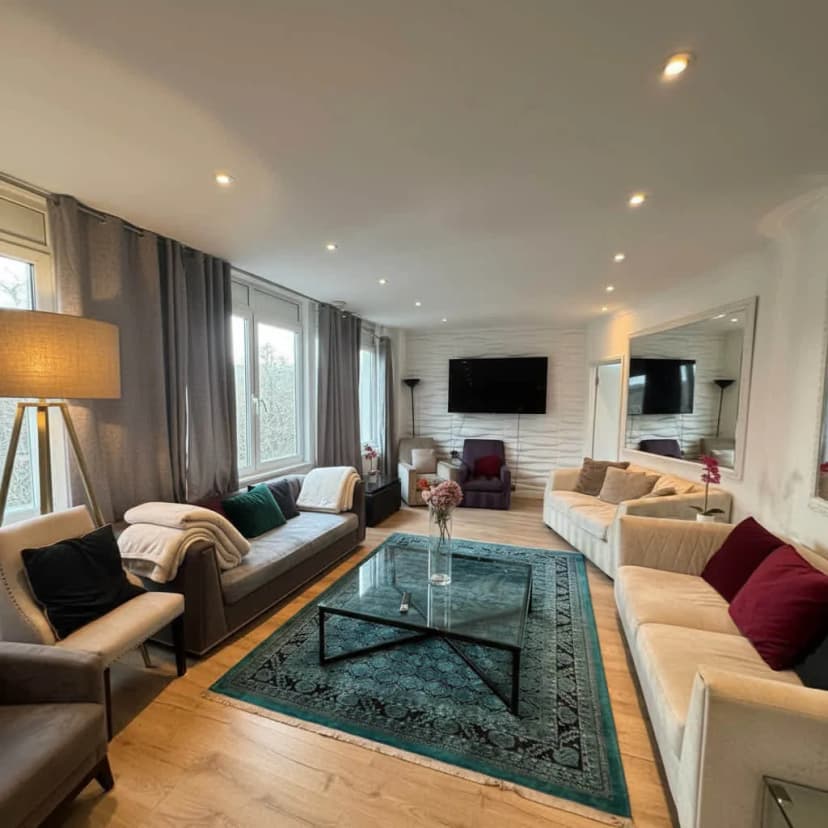 Spacious 3BR Knightsbridge Apartment 