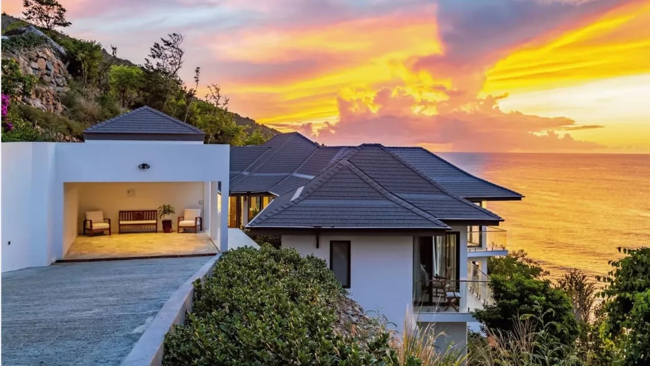 Oceanview Escape With Infinity Pool Retreat photo 2