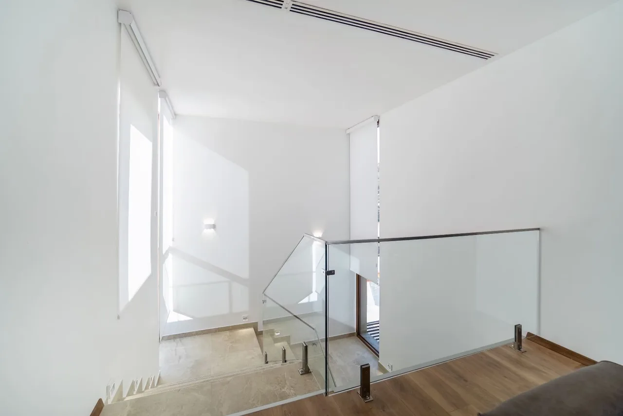 Luxury Villa With Panoramic Terrace Views photo 5