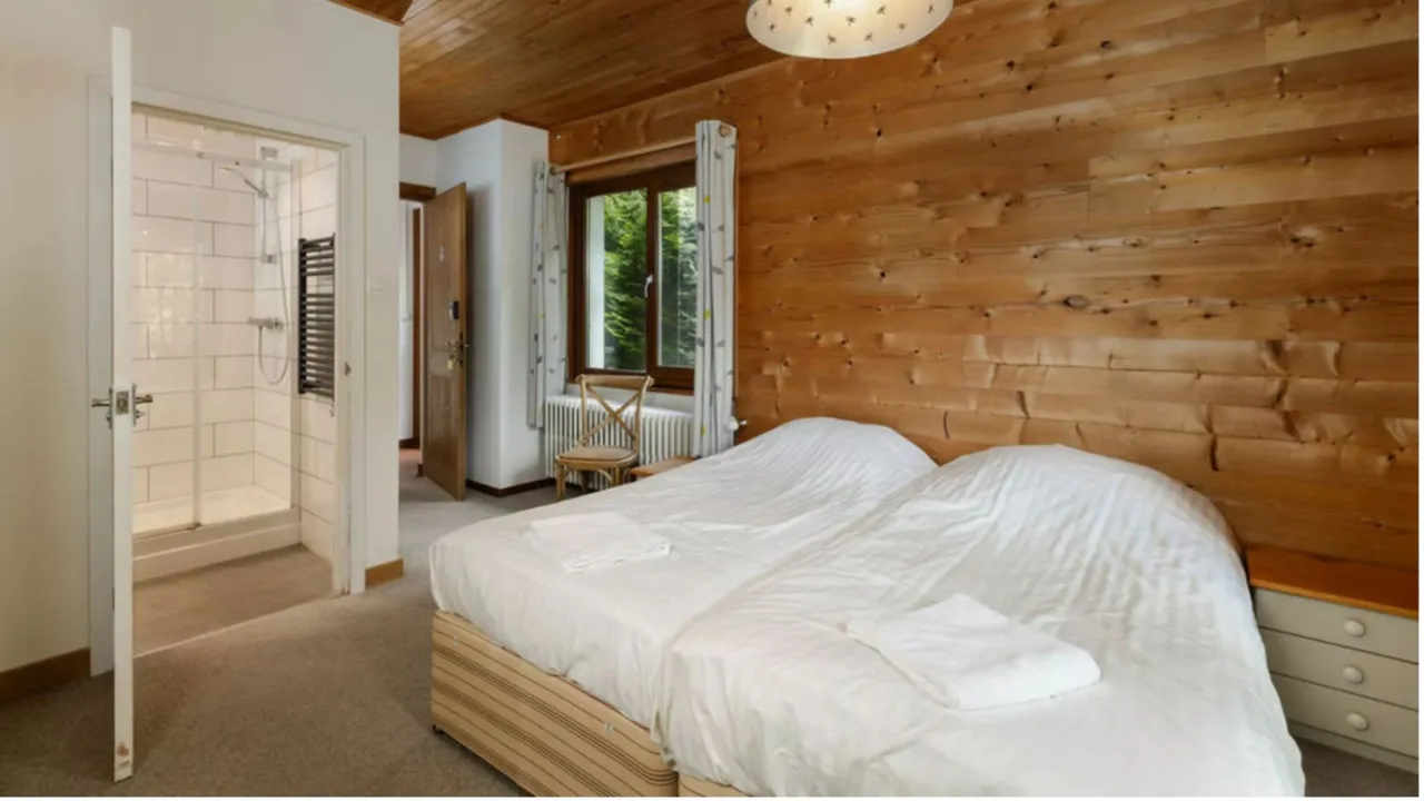 Spacious Chalet Near Morzine Ski Area photo 5
